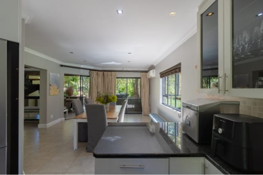 executive 17 - du kloof lodge