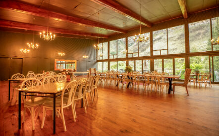 restaurant dining hall e1761816314553 - du kloof lodge